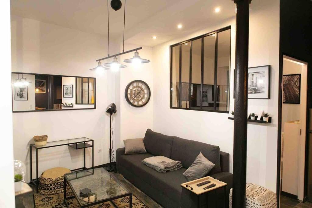 Loft De Courcaille - Balneo - Free Parking - Wifi Apartman Orléans Kültér fotó